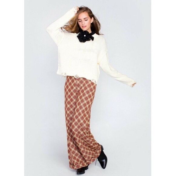 NWT WILDFOX Sz M SURE YEAH OK DISTRESSED PULLOVER SWEATER IN LATTE CREAM IVORY - Picture 6 of 12